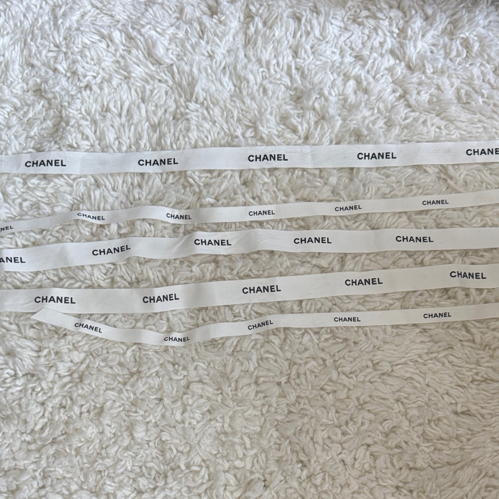 CHANEL Classic White Ribbon